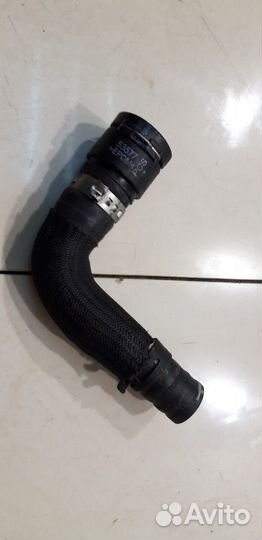 Патрубок системы охлаждения