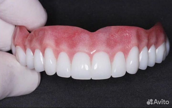 Зубной техник