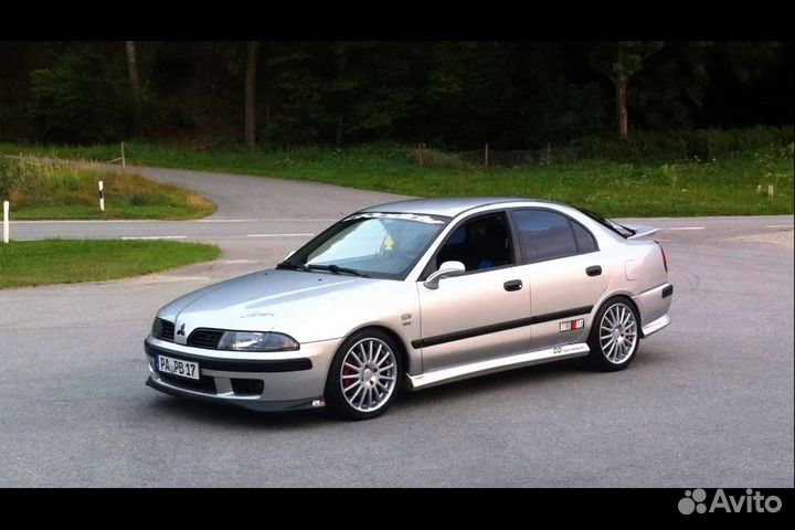 Рычаг Mitsubishi Carisma Space Star MR130480