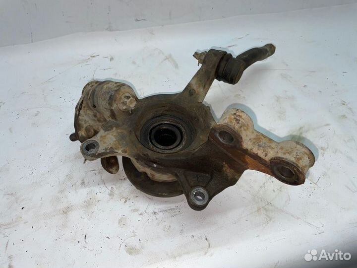 Кулак поворотный передний левый Lexus Rx350 AL10