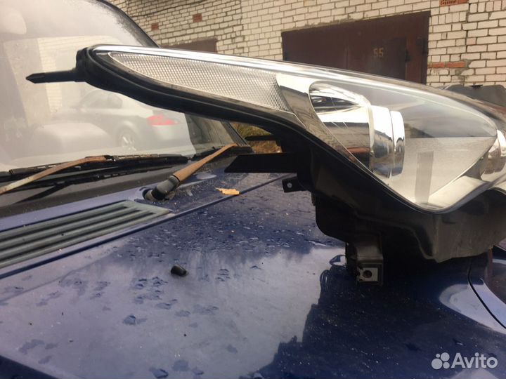 Фара левая FX30,37,50 S51 адаптивная