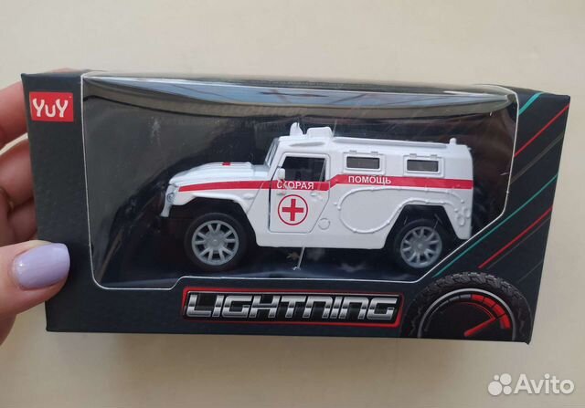 Коллекционная машинка (новая)
