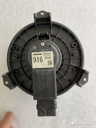 Моторчик печки Toyota