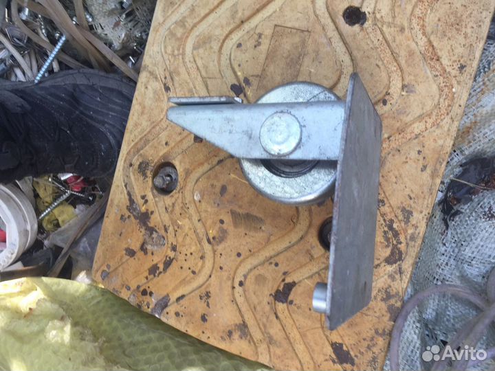 Ролики для ворот бу