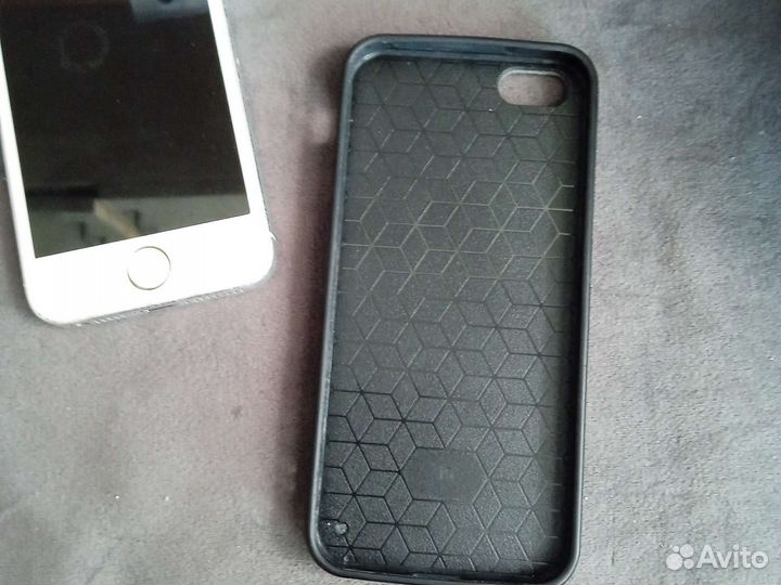 Чехол на iPhone 5s чёрный