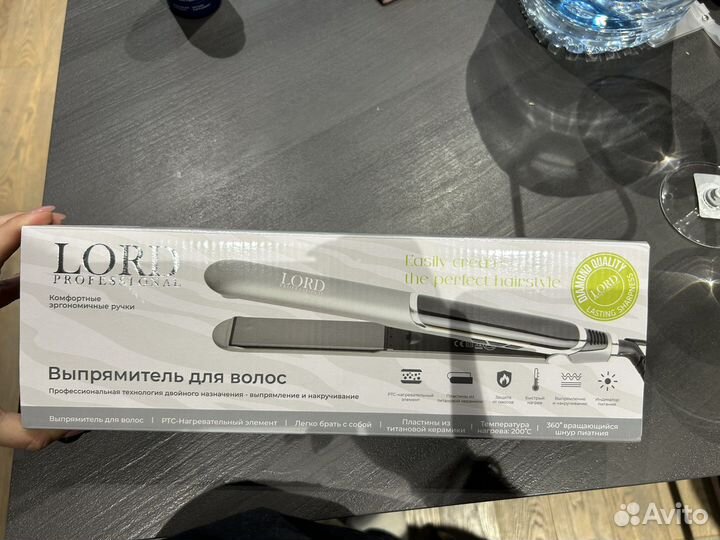 Выпрямитель для волос профессиональный