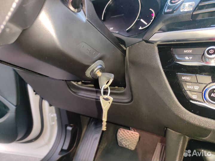 Бесштырьевой блокиратор руля BMW