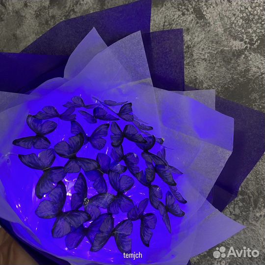 Фиолетовый букет из бабочек 27 шт