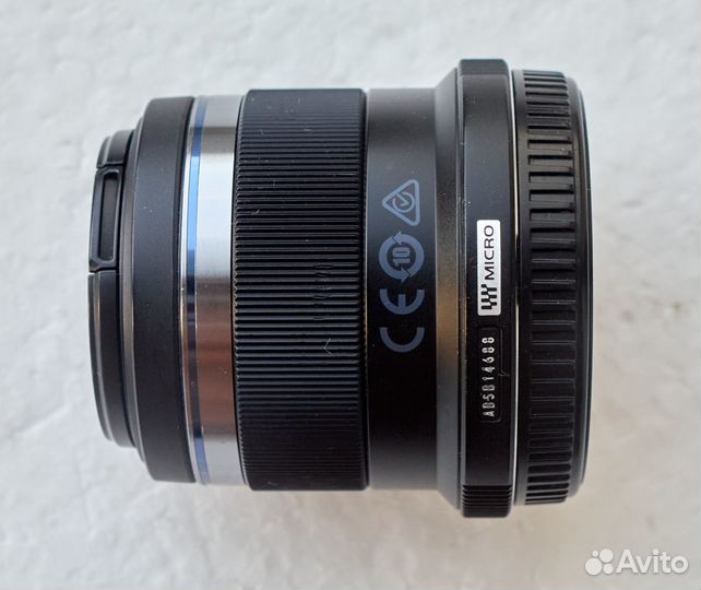 Olympus 45 mm f1.8