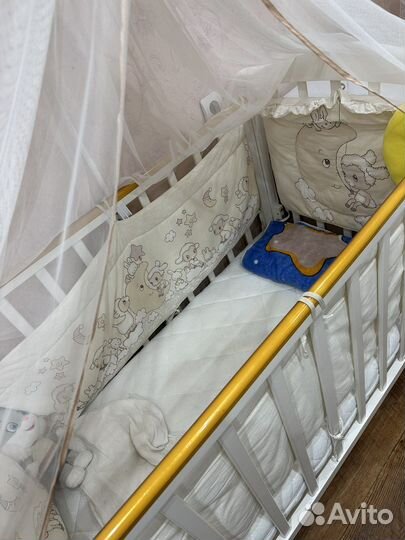 Детская кроватка