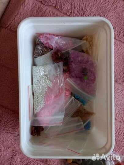 Бисер,пряжа,нитки мулине,ткань лён