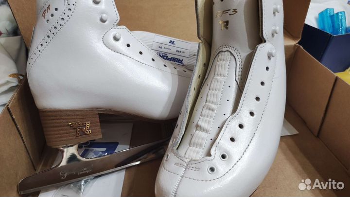 Ботинки Risport rf3 pro + Лезвие MK Professional