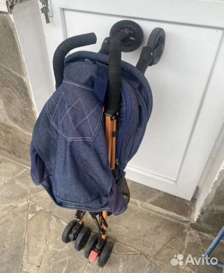 Коляска прогулочная