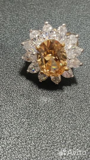 Кольцо фианиты цитрин
