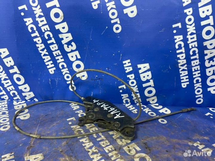 Задний левый замок двери. Toyota Alphard минивен