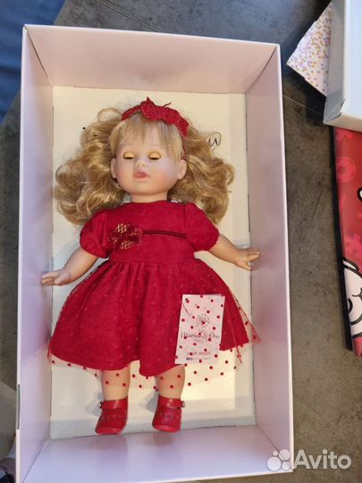 Новая Кукла Marina & Pau Tina 42 см