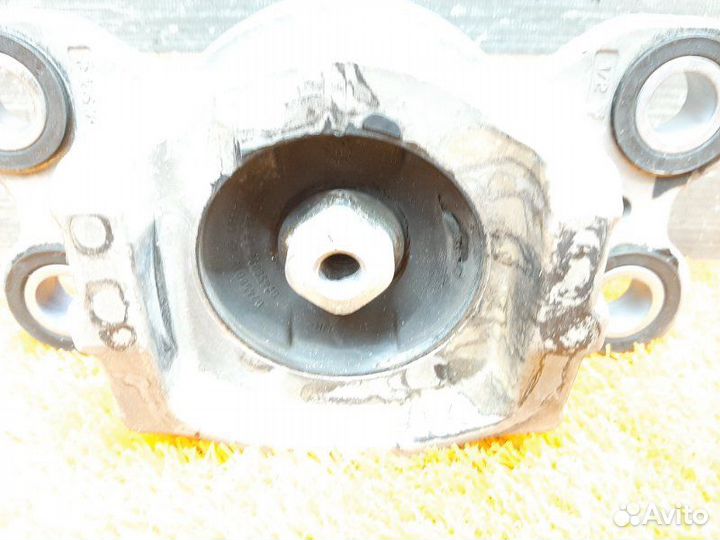 Подушка двигателя левая Volvo Xc60 DZ44 B4204T6