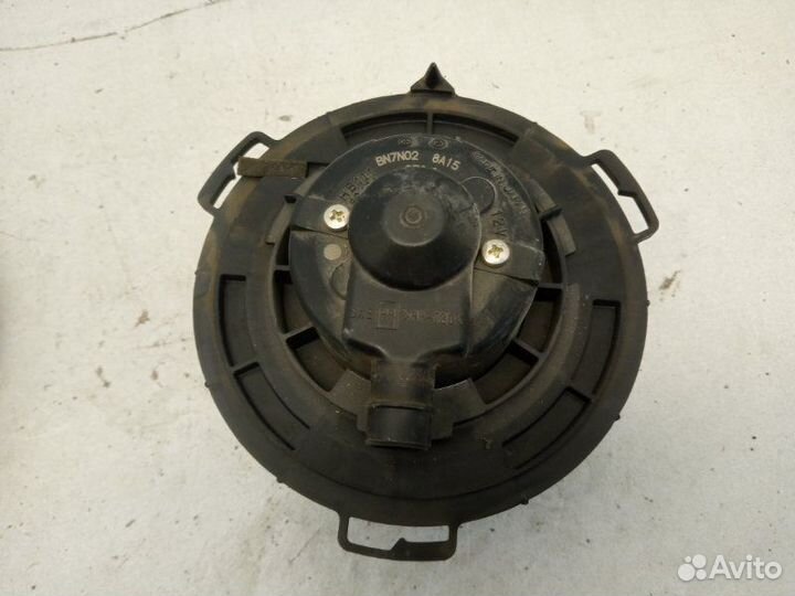 Мотор печки передний Mazda 3 BK 2003-2009