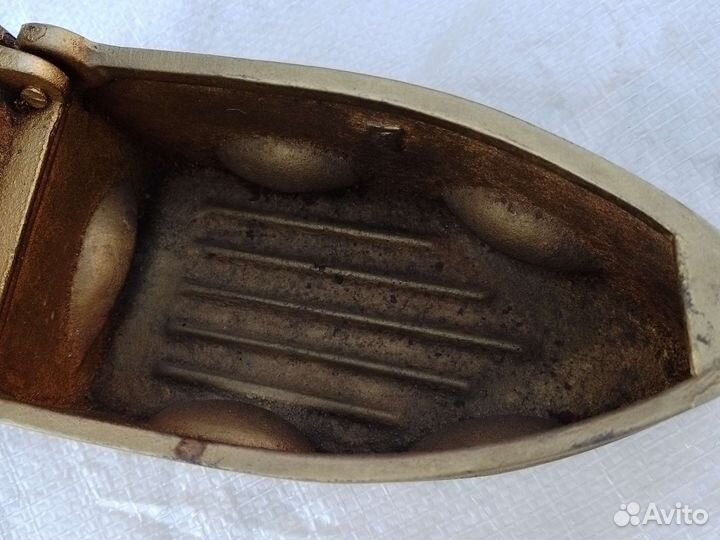 Старый утюг