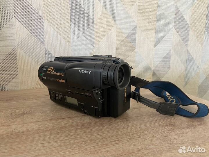 Видеокамера sony ccd-TR750e