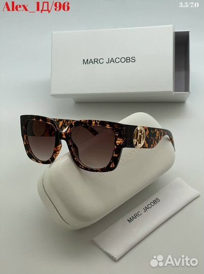 Женские солнцезащитные очки Marc Jacobs