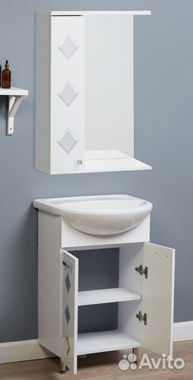 Комплект мебели в ванную