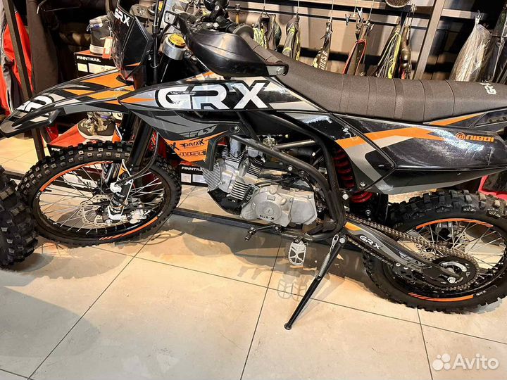 Питбайк GR-X YX 150EM 19/16 (эл. стартер 2022 г.)