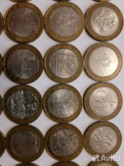 Монета биметаллическая номинал 10р