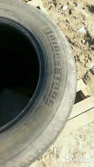 Bridgestone Dueler RVT 225/65 R17