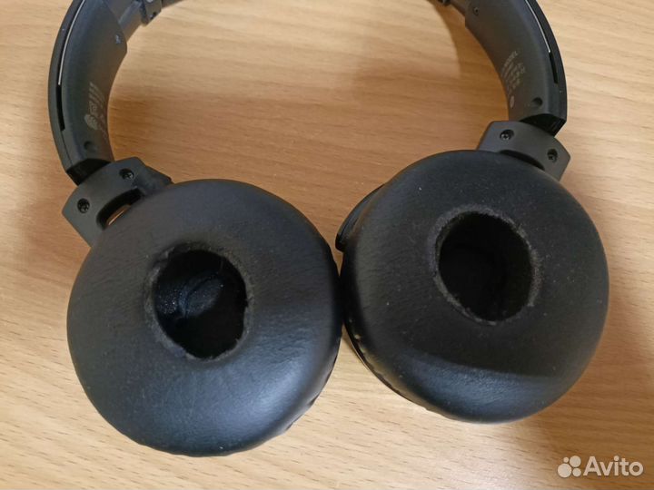 Беспроводные наушники Sony XB650BT