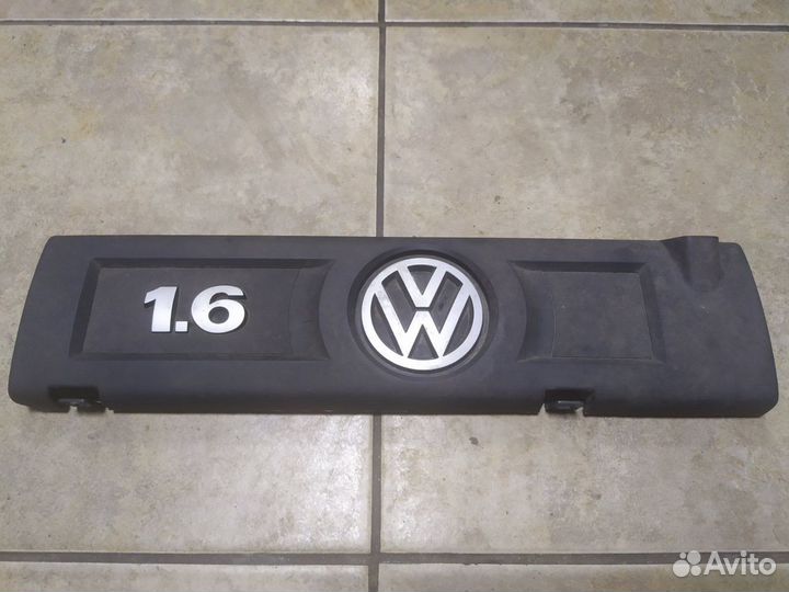 Накладка на двигатель. Фольксваген поло 1.6