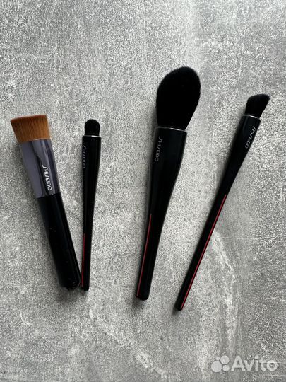 Кисти для макияжа Smashbox, Mac, Shiseido