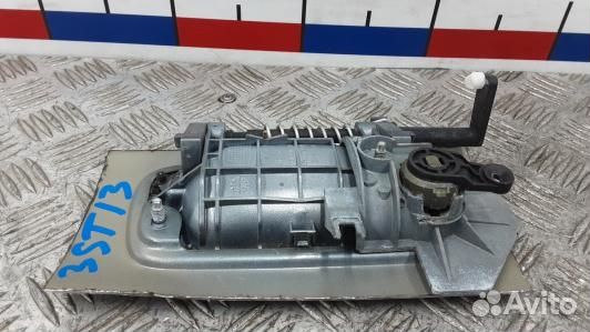 Ручка наружная передняя правая peugeot 406 (3ST13E