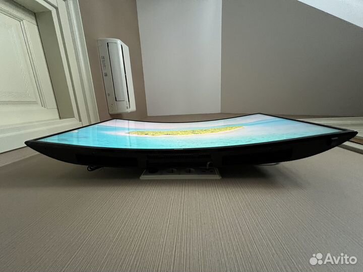 Тв Samsung 4K LED Curved