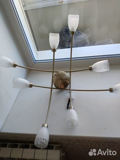 Люстра потолочная и бра