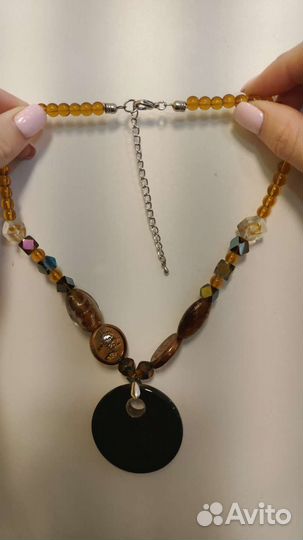 Украшения на шею разные