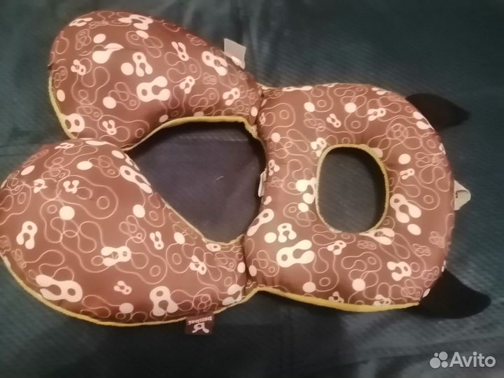 Подушка для путешествий детская