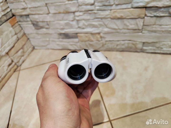 Бинокль туристический