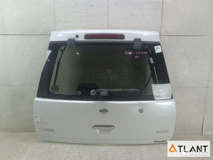 Дверь задняя nissan cube