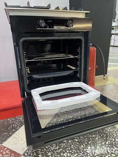 Духовой шкаф Gorenje BO6735E02BK