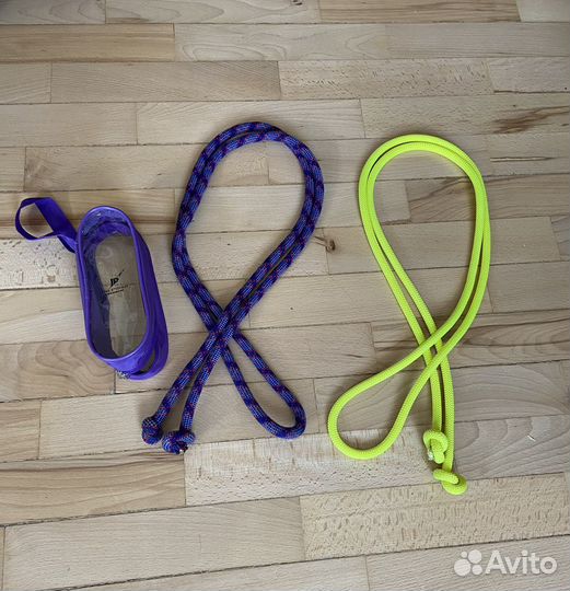 Обручи и скакалки для художественной гимнастики