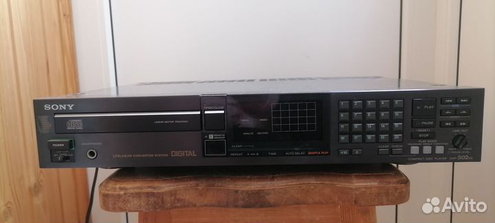 Проигрыватель компакт-дисков Sony CDP-502 ES