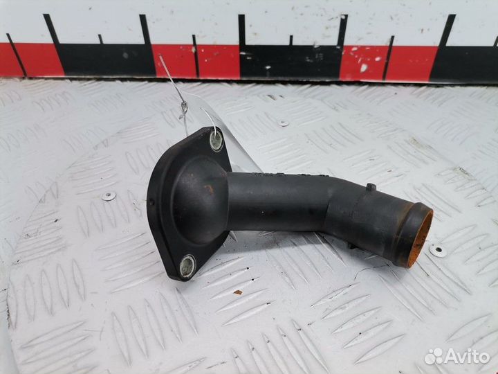 Корпус термостата Volkswagen Caddy 3 2006