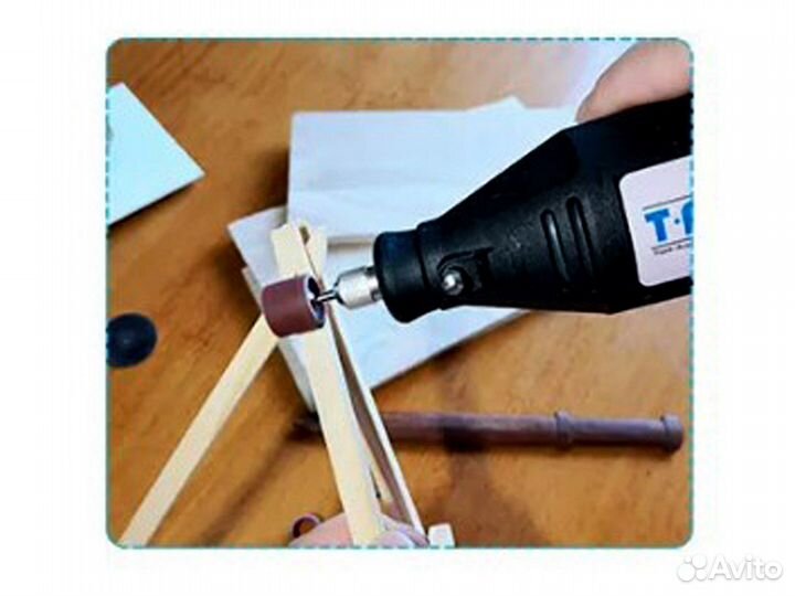 Гравировальная машинка, гравёр