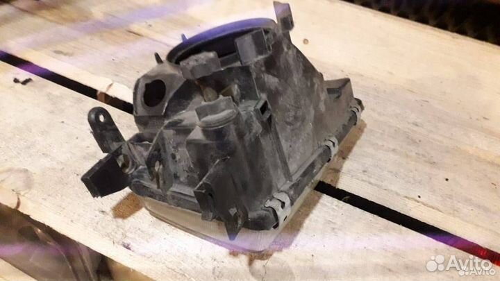 Фара левая Opel Vectra A