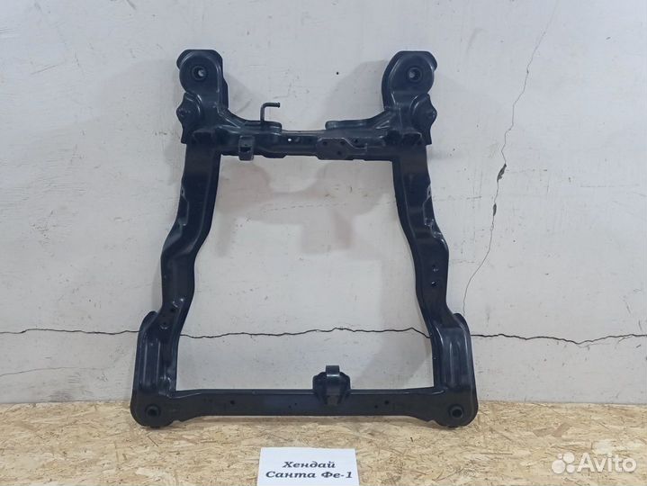 Подрамник Hyundai Santa Fe 1, 2005г