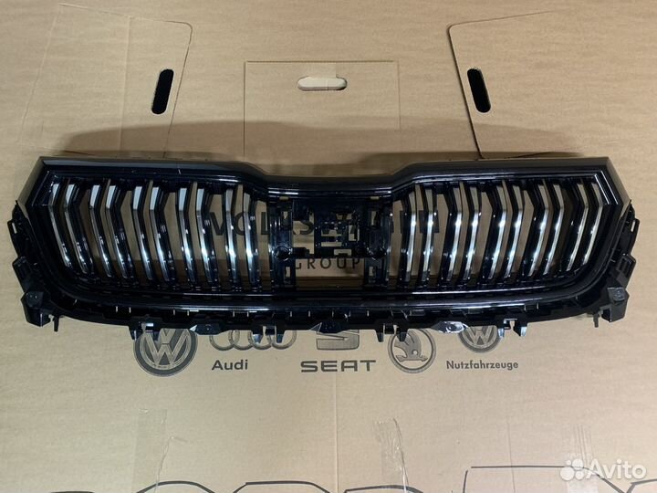 Решетка радиатора kodiaq RS SL L&K