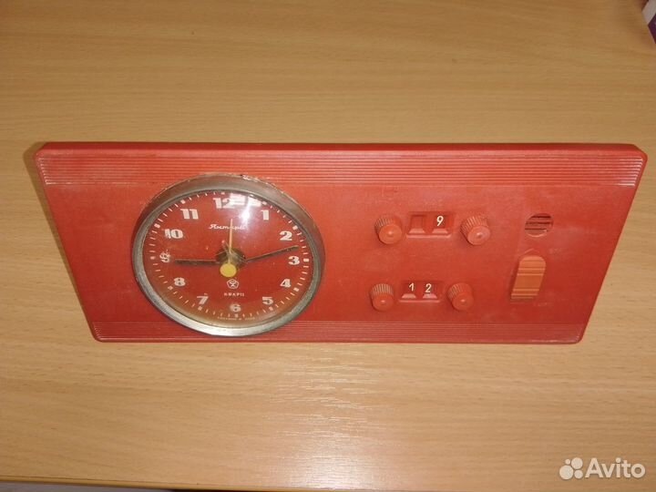 Часы Янтарь, СССР