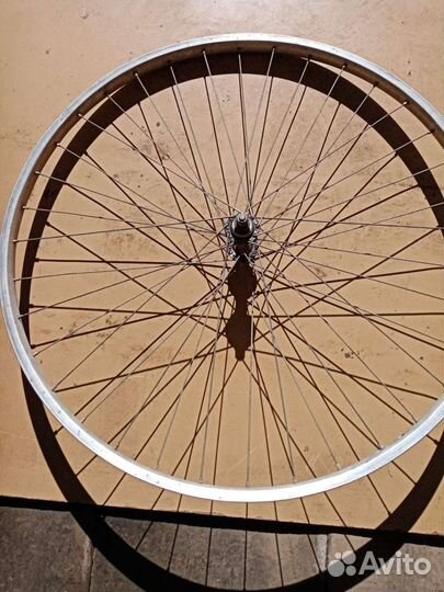Колесо переднее и коретка задняя для велосипеда