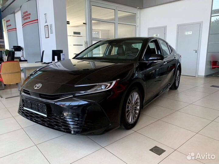 Toyota Camry 2.0 CVT, 2024